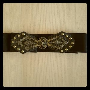 Brown stretch belt